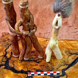 Doudou en bois.